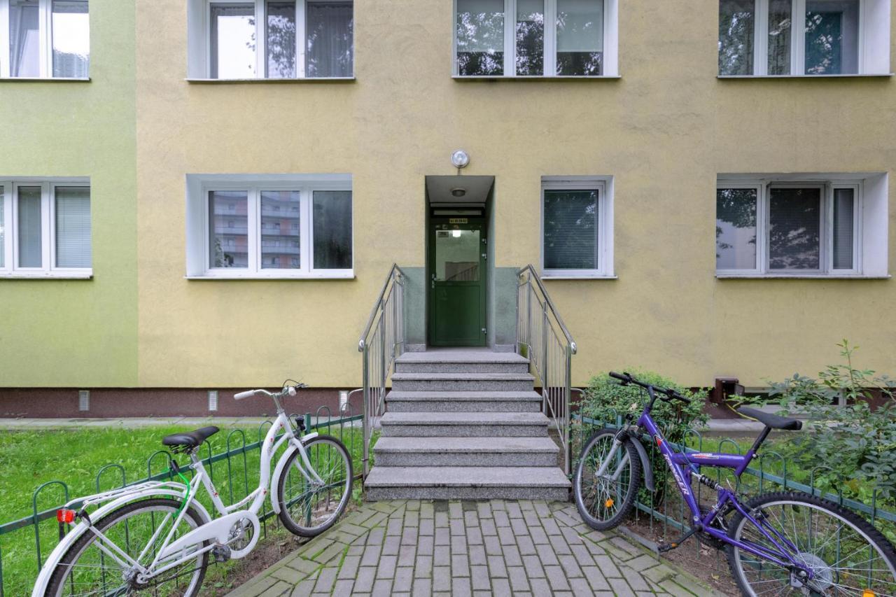 Beautiful Two-Bedroom Apartment Warsaw Bielany By Noclegi Renters Luaran gambar