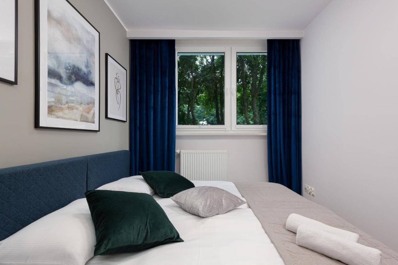 Beautiful Two-Bedroom Apartment Warsaw Bielany By Noclegi Renters Luaran gambar