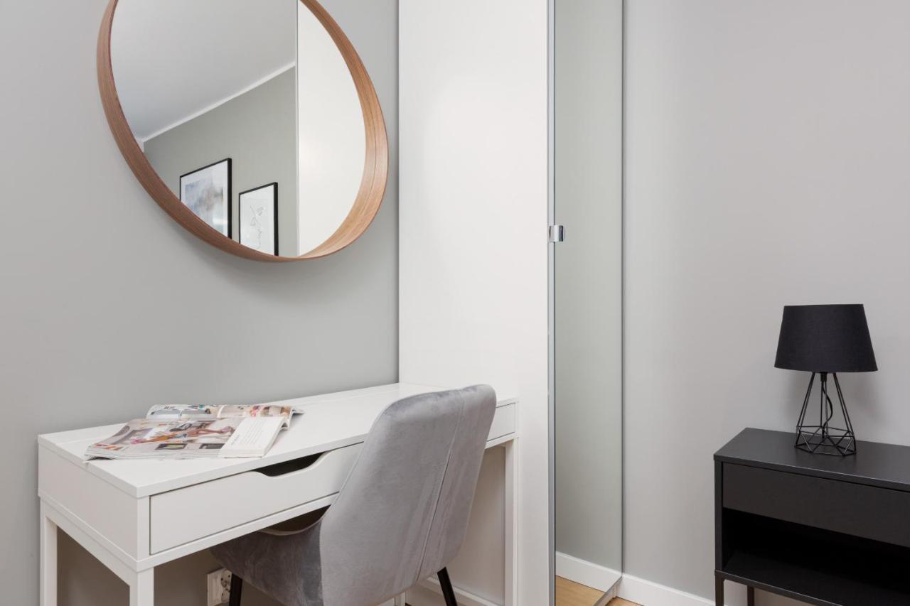 Beautiful Two-Bedroom Apartment Warsaw Bielany By Noclegi Renters Luaran gambar