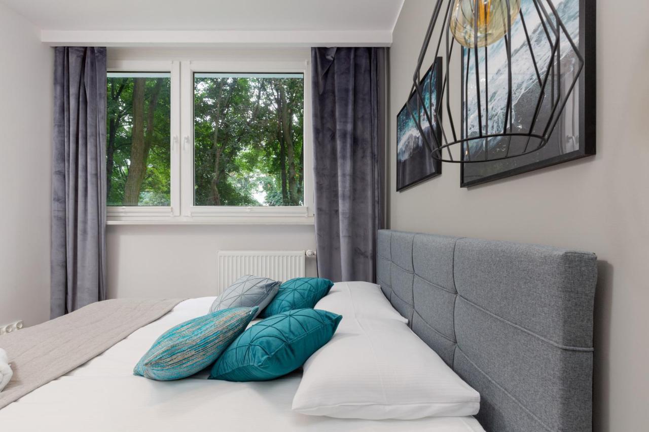 Beautiful Two-Bedroom Apartment Warsaw Bielany By Noclegi Renters Luaran gambar